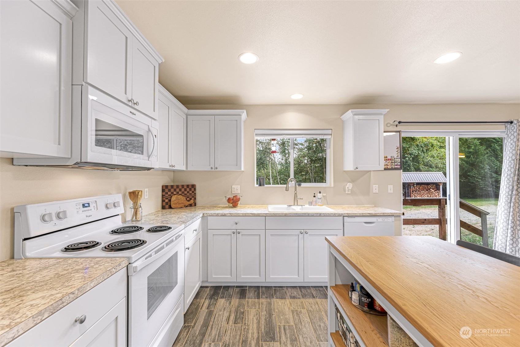 22448 Bridgewater Road Sedro-Woolley, WA 98284 - Photo 16 of 34 Gallery Image 16