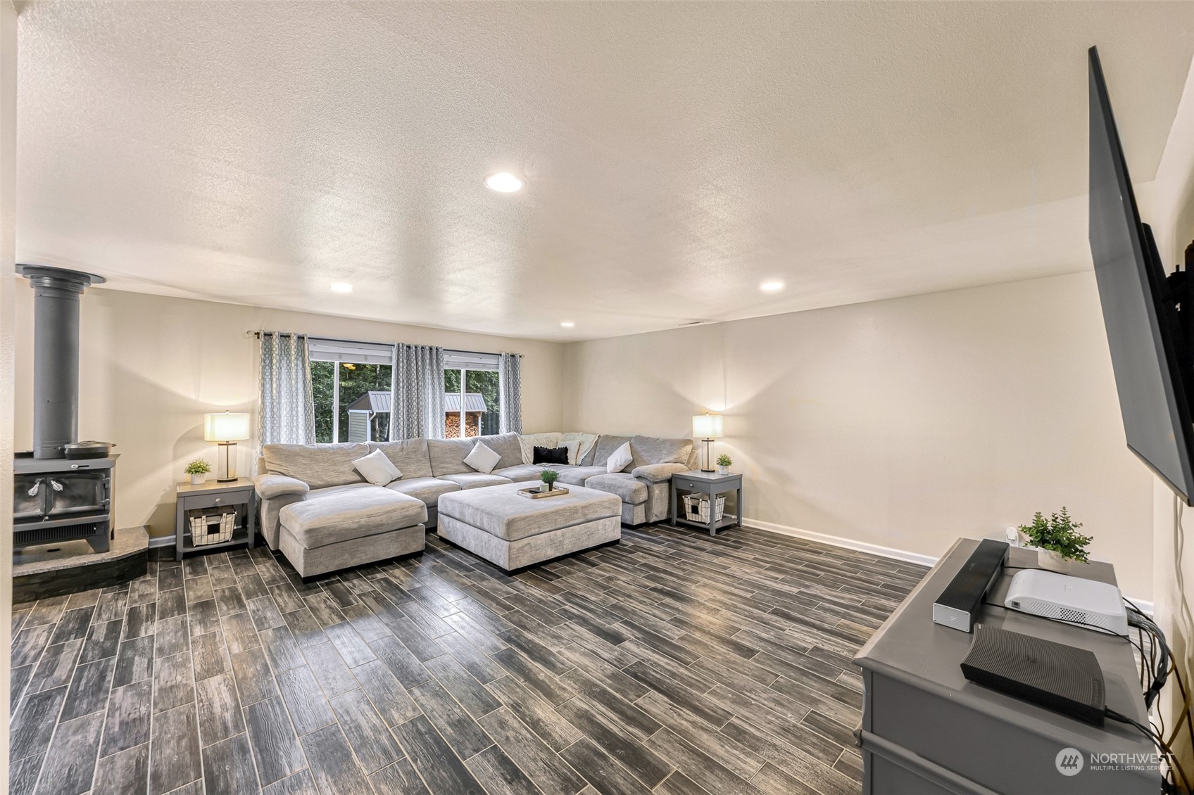 22448 Bridgewater Road Sedro-Woolley, WA 98284 - Photo 5 of 34 Gallery Image 5