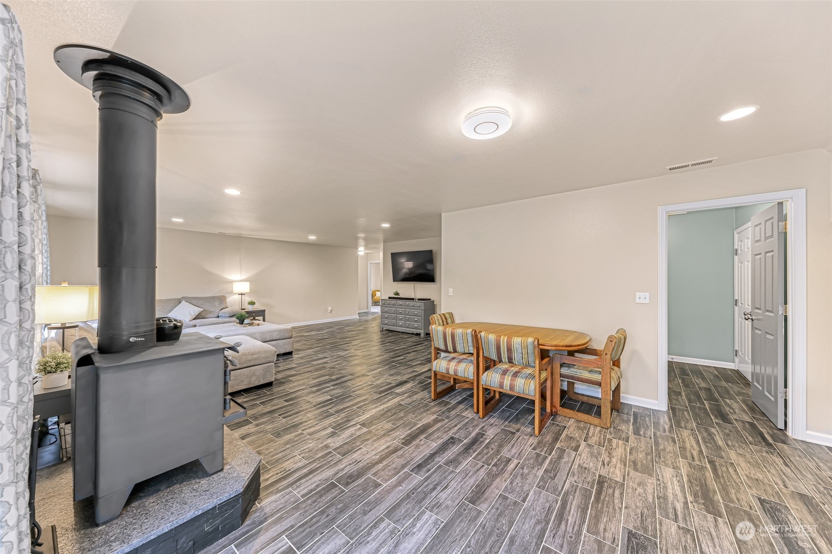 22448 Bridgewater Road Sedro-Woolley, WA 98284 - Photo 10 of 34 Gallery Image 10