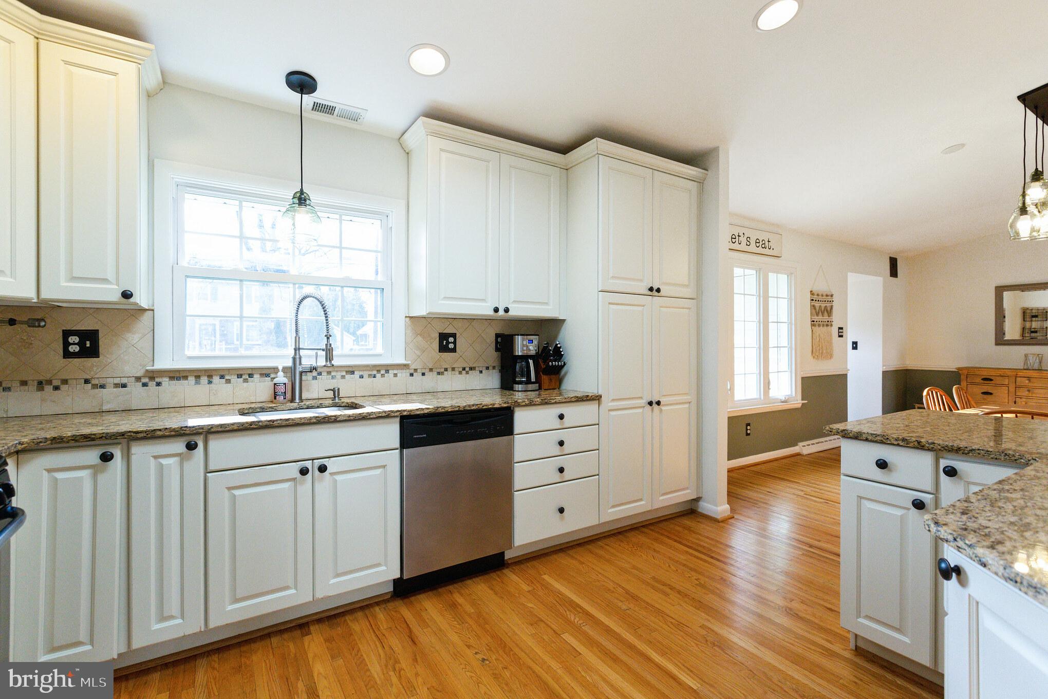 277 Bewley Road Haddonfield, NJ 08033 - Photo 8 of 36