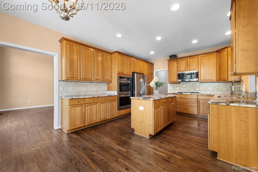 50145 Tottenham Court Canton, MI 48187 - Photo 39 of 76