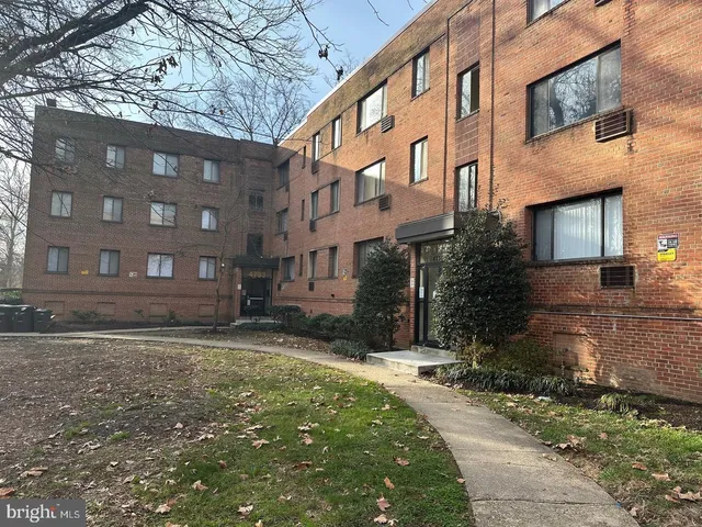$126,000 | 4733 1st Street Southwest, Unit 102, Washington, DC 20032