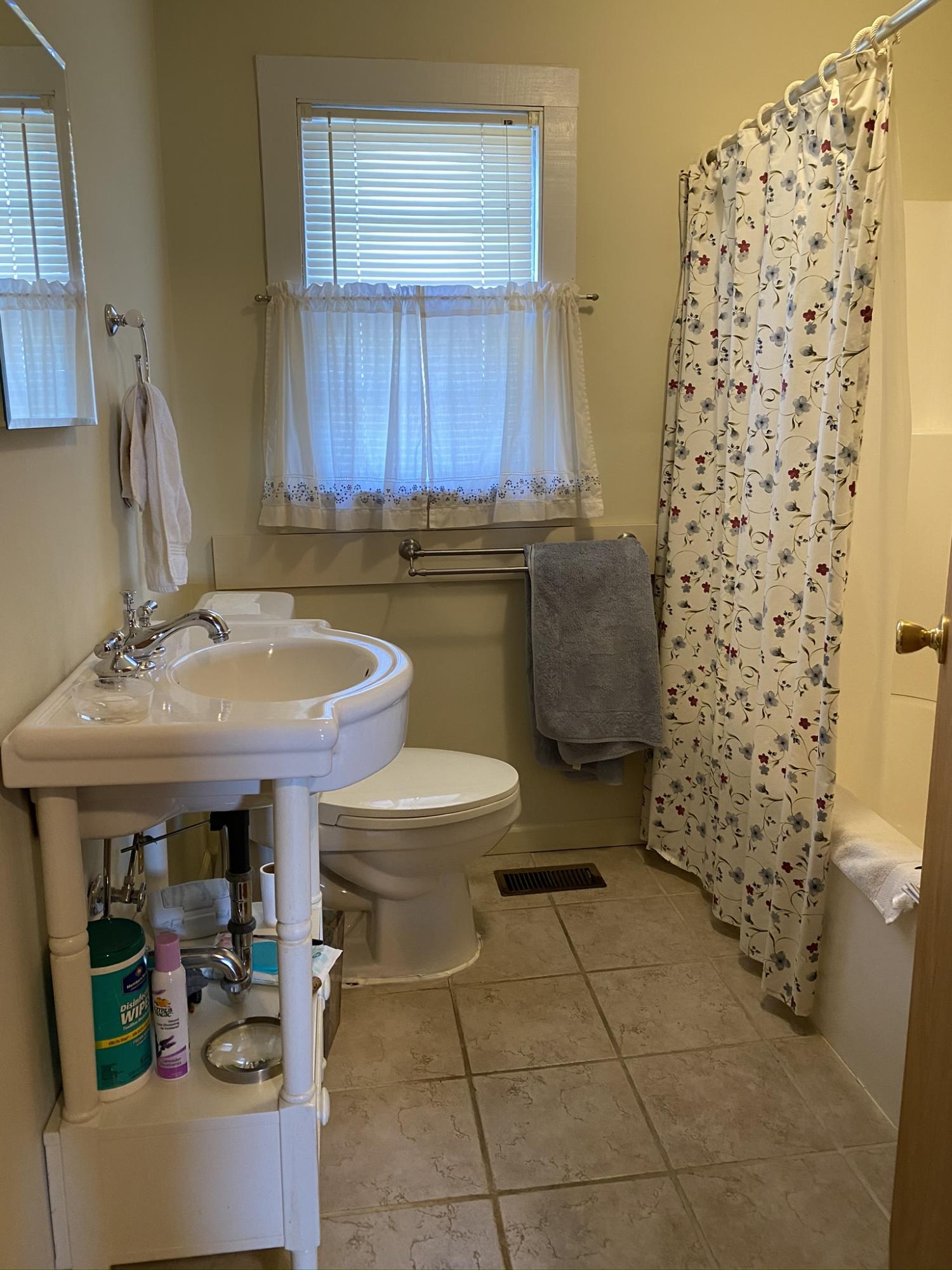 760 Martin Road Crossville, TN 38555 - Photo 15 of 40 Bathroom