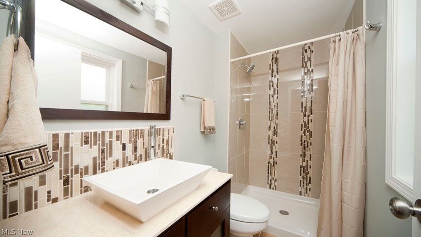 24020 Halburton Road Beachwood, OH 44122 - Photo 14 of 18