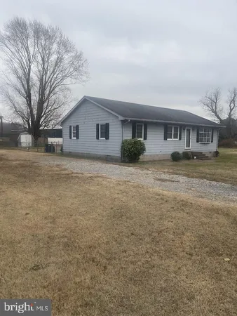 $1,200 | 204 East Adams Street, Georgetown, DE 19947