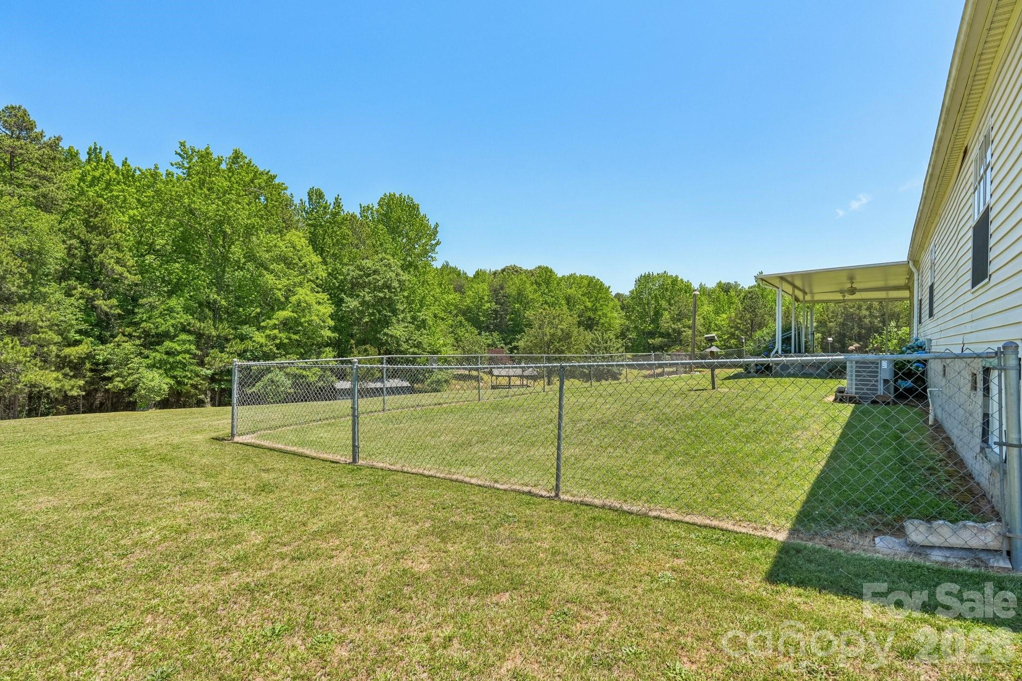 160 Allison Road Gaffney, SC 29341 - Photo 10 of 48