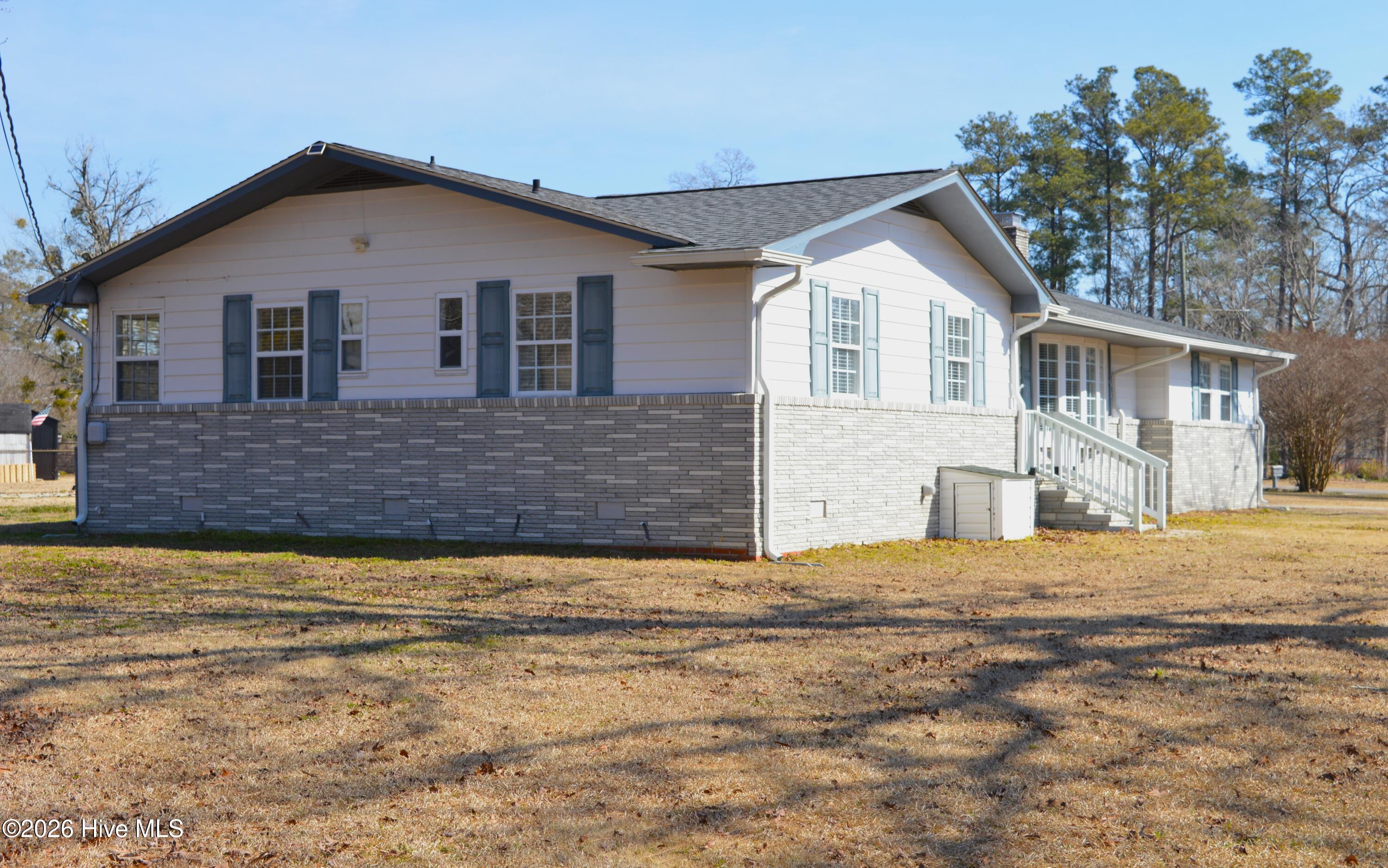 114 Church Road Riegelwood, NC 28456 - Photo 7 of 53 Side