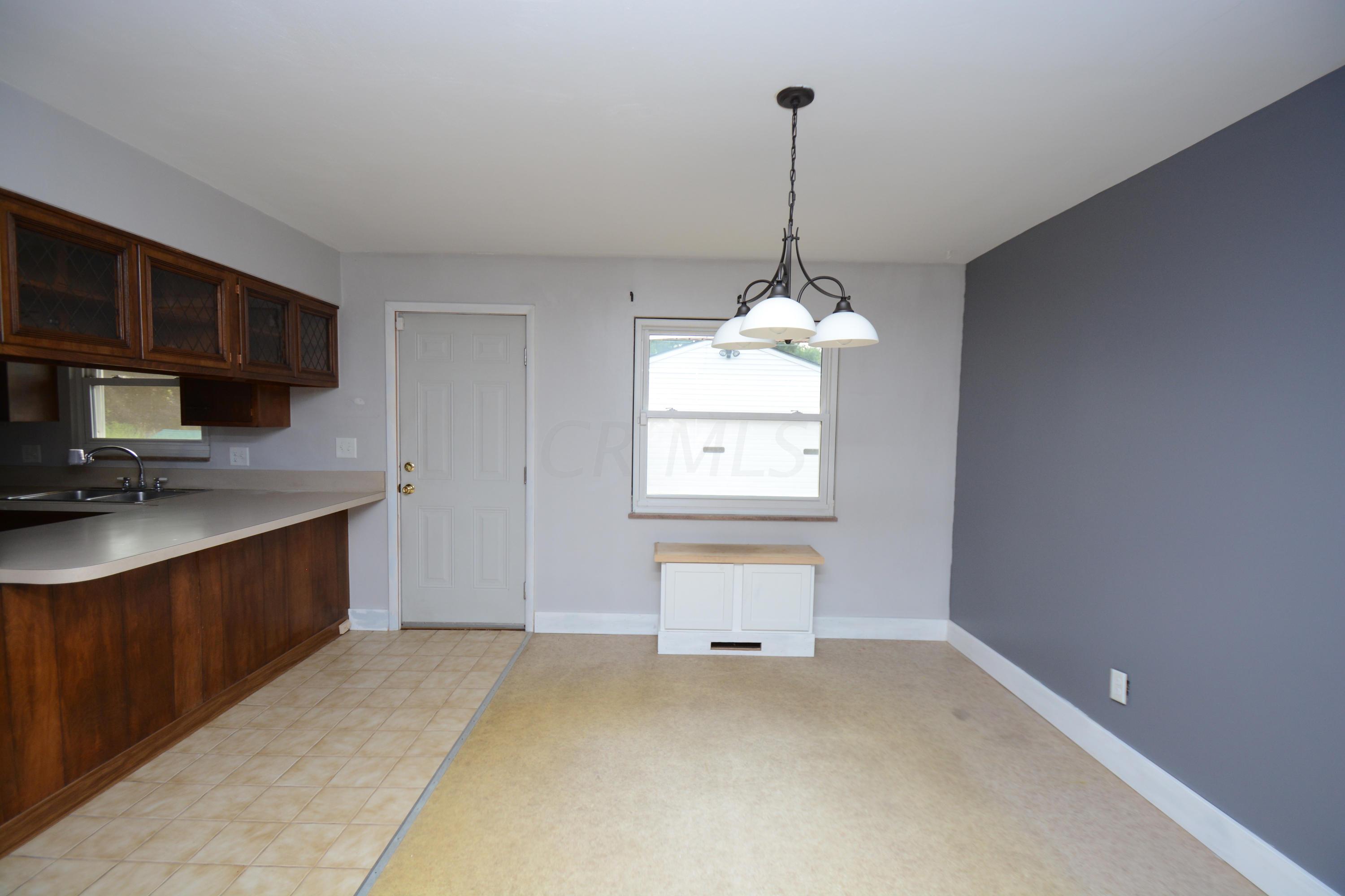 4444 Wanda Lane Road Columbus, OH 43224 - Photo 7 of 23 Gallery Image 7