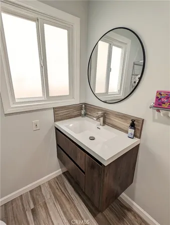 $4,300 | 2746 Thurman Avenue, Los Angeles, CA 90016