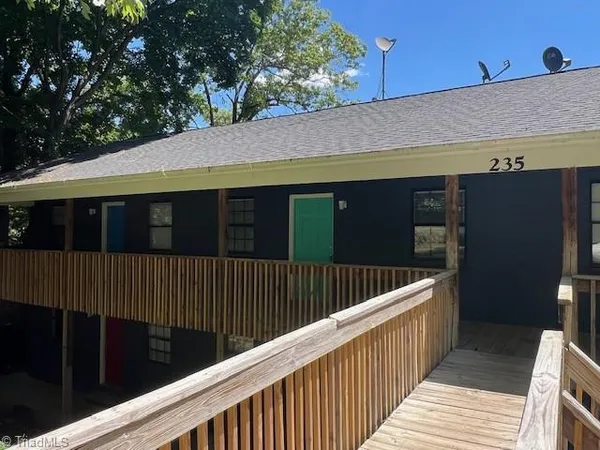 $725 | 235 Corona Street Southwest, Unit 302, Winston-Salem, NC 27103