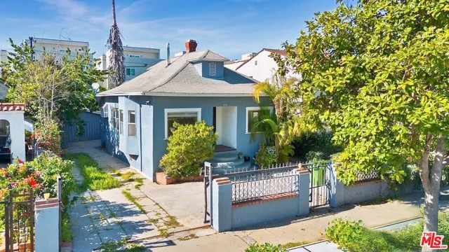 $1,399,000 | 1121 South Serrano Avenue, Los Angeles, CA 90006