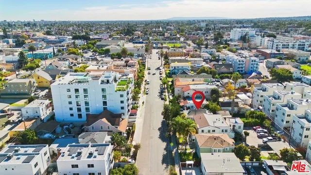 $1,399,000 | 1121 South Serrano Avenue, Los Angeles, CA 90006