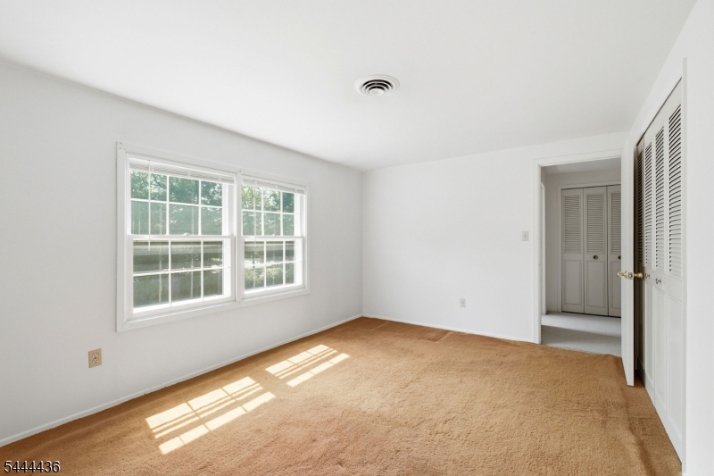 23 Sweetbriar Road Somerset, NJ 08873 - Photo 36 of 49