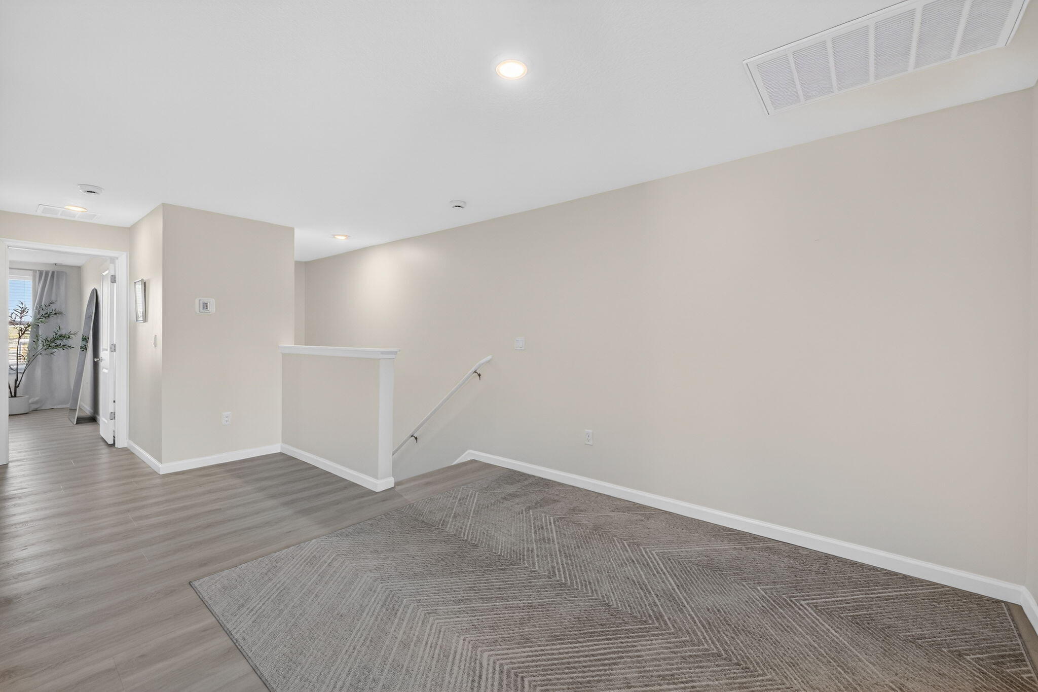 5624 Southeast Edgewater Circle Stuart, FL 34997 - Photo 25 of 33 a view of an empty room