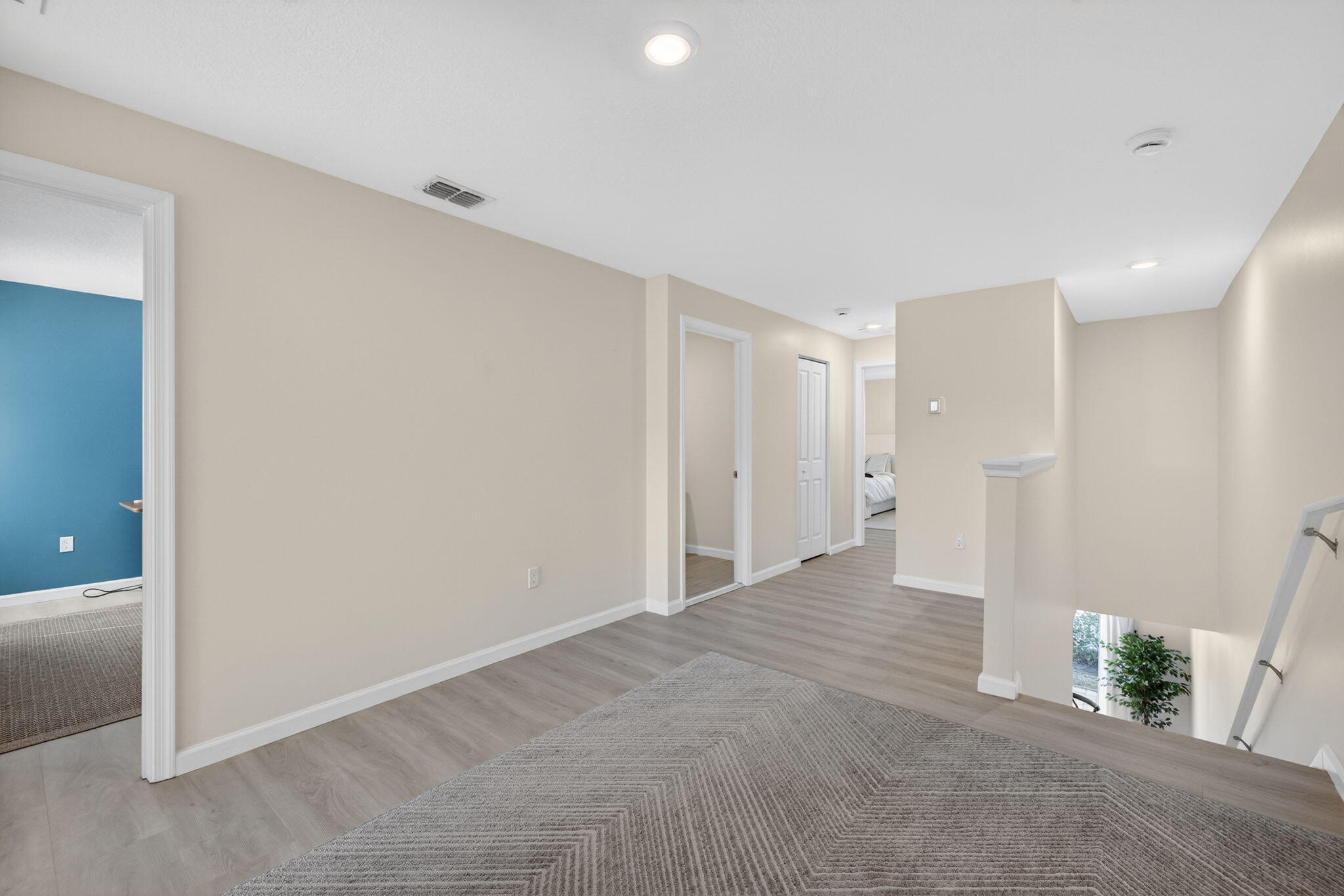 5624 Southeast Edgewater Circle Stuart, FL 34997 - Photo 26 of 33 a view of an empty room