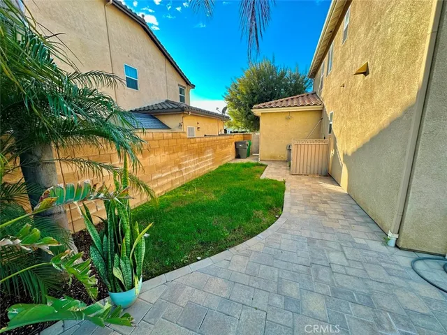 $970,000 | 6854 Farmall Way, Eastvale, CA 92880