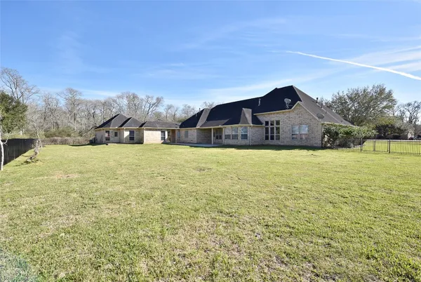 $950,000 | 9019 Lady Laura Lane, Richmond, TX 77469