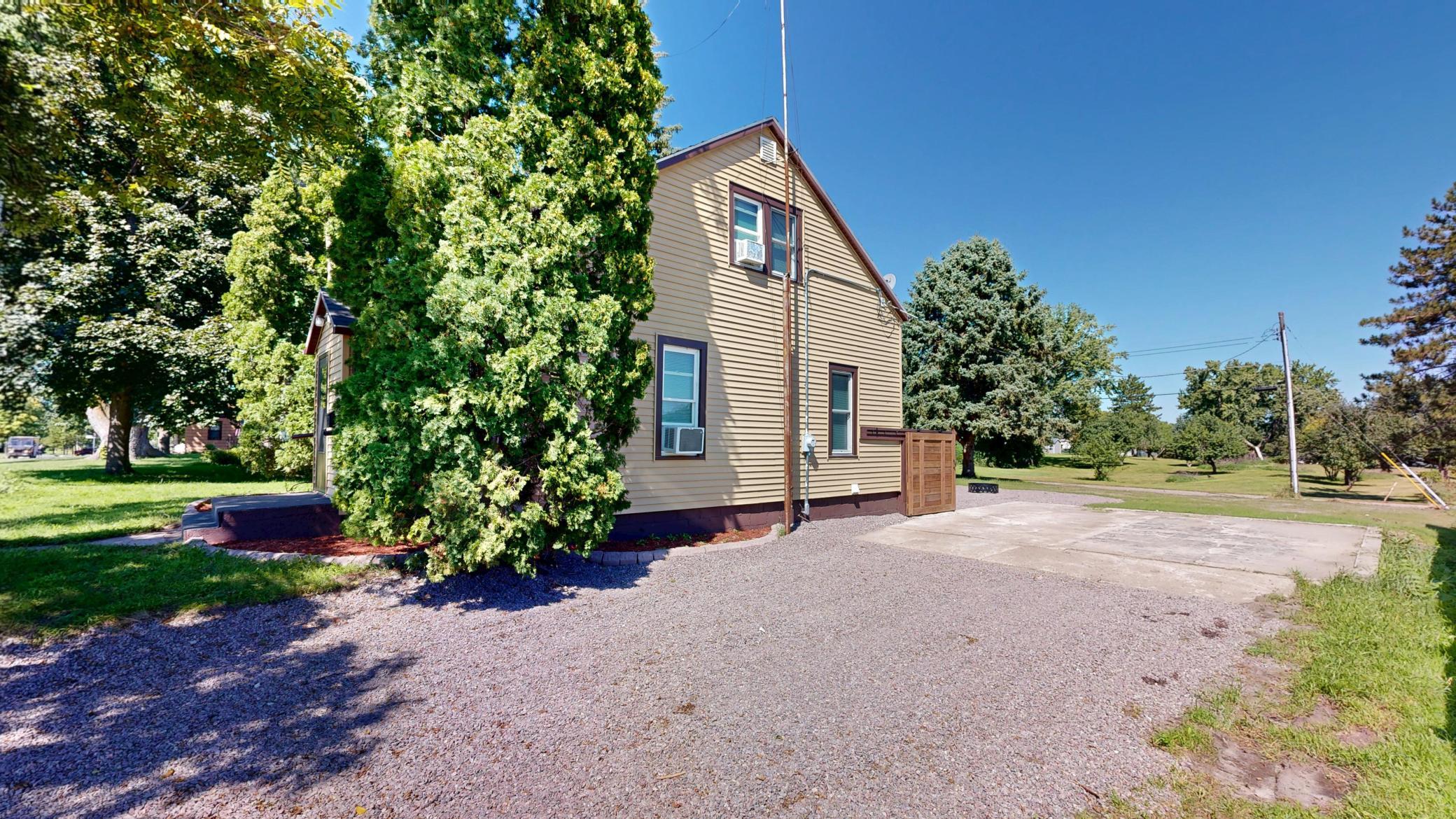 447 East Schlieman Avenue Appleton, MN 56208 - Photo 24 of 26