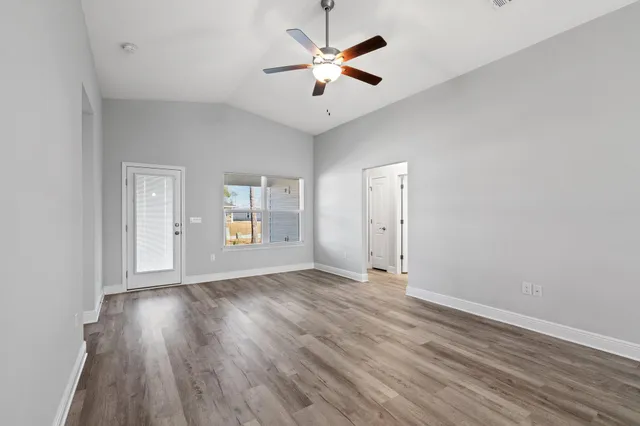 $2,700 | 571 Riverwalk Circle, Freeport, FL 32439