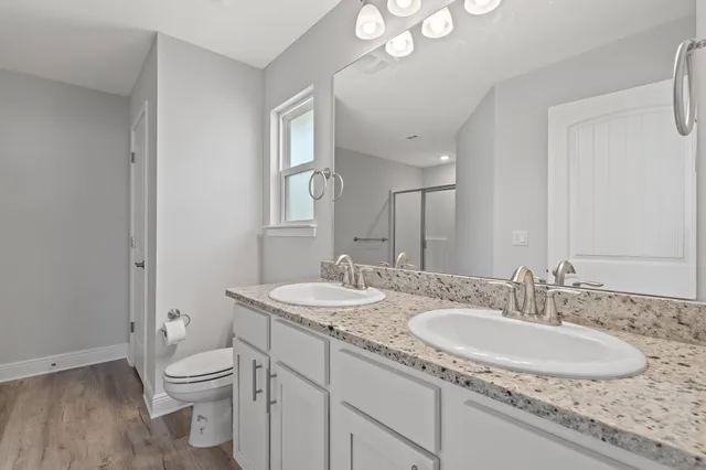 $2,700 | 571 Riverwalk Circle, Freeport, FL 32439