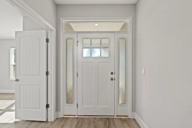 $2,700 | 571 Riverwalk Circle, Freeport, FL 32439