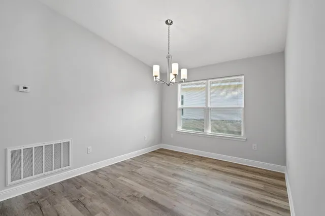 $2,700 | 571 Riverwalk Circle, Freeport, FL 32439