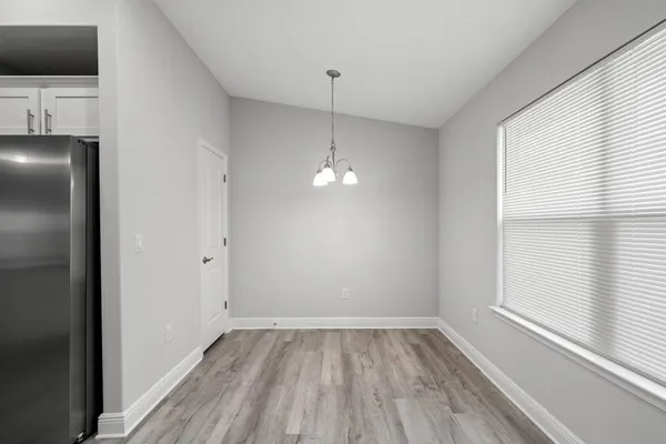 $2,500 | 571 Riverwalk Circle, Freeport, FL 32439