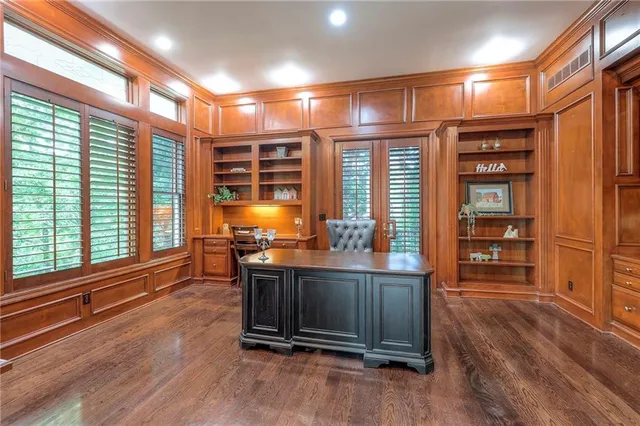 $2,350,000 | 3109 West 118th Street, Leawood, KS 66211