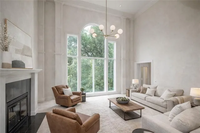 $2,350,000 | 3109 West 118th Street, Leawood, KS 66211