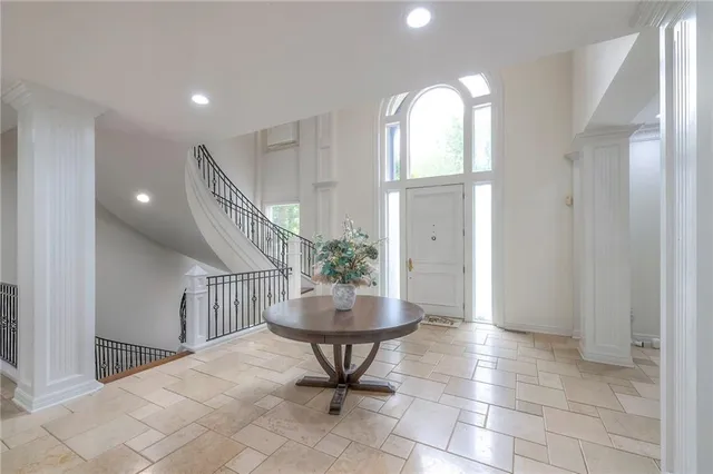 $2,350,000 | 3109 West 118th Street, Leawood, KS 66211