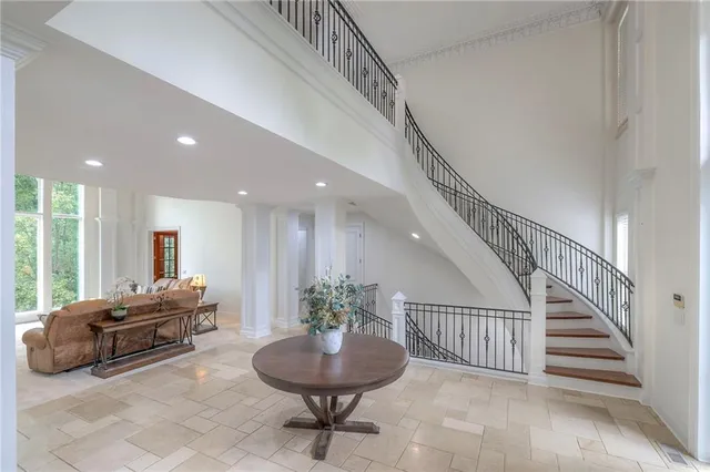 $2,350,000 | 3109 West 118th Street, Leawood, KS 66211