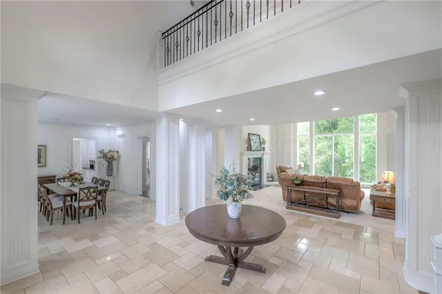 $2,350,000 | 3109 West 118th Street, Leawood, KS 66211