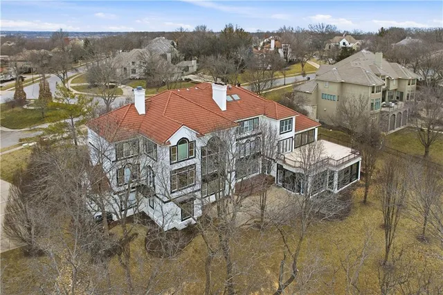 $2,350,000 | 3109 West 118th Street, Leawood, KS 66211