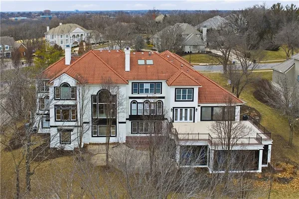 $2,295,000 | 3109 West 118th Street, Leawood, KS 66211