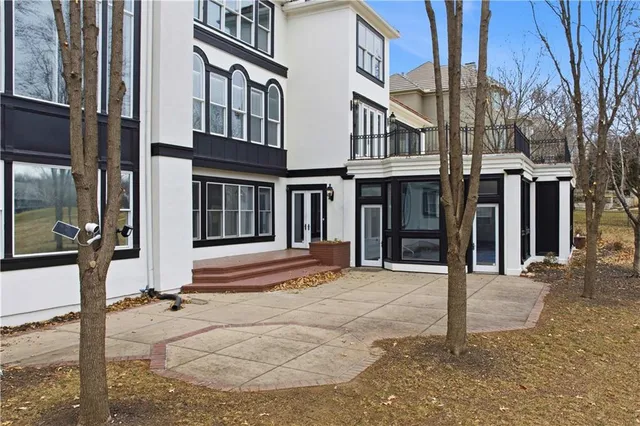 $2,350,000 | 3109 West 118th Street, Leawood, KS 66211