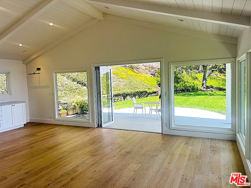 20645 Seaboard Road Malibu, CA 90265 - Photo 3 of 17