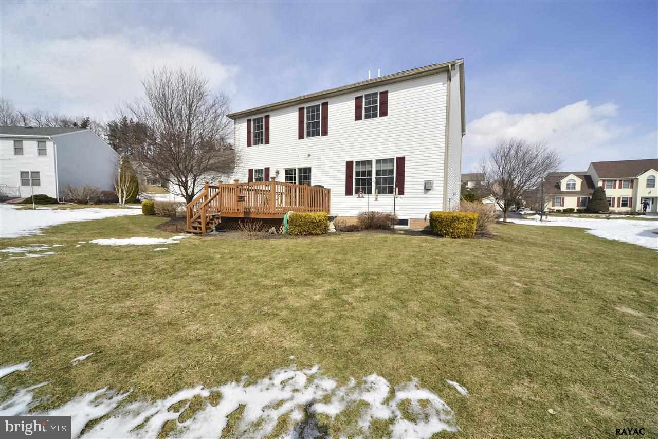 216 Seneca Way Spring Grove, PA 17362 - Photo 22 of 25