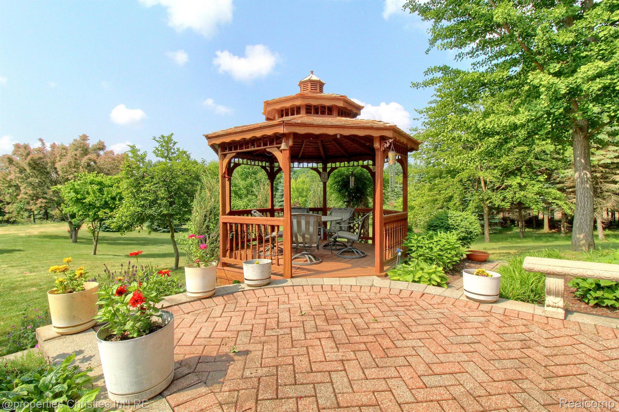 7875 7 Mile Road Northville, MI 48167 - Photo 9 of 67 Gallery Image 9