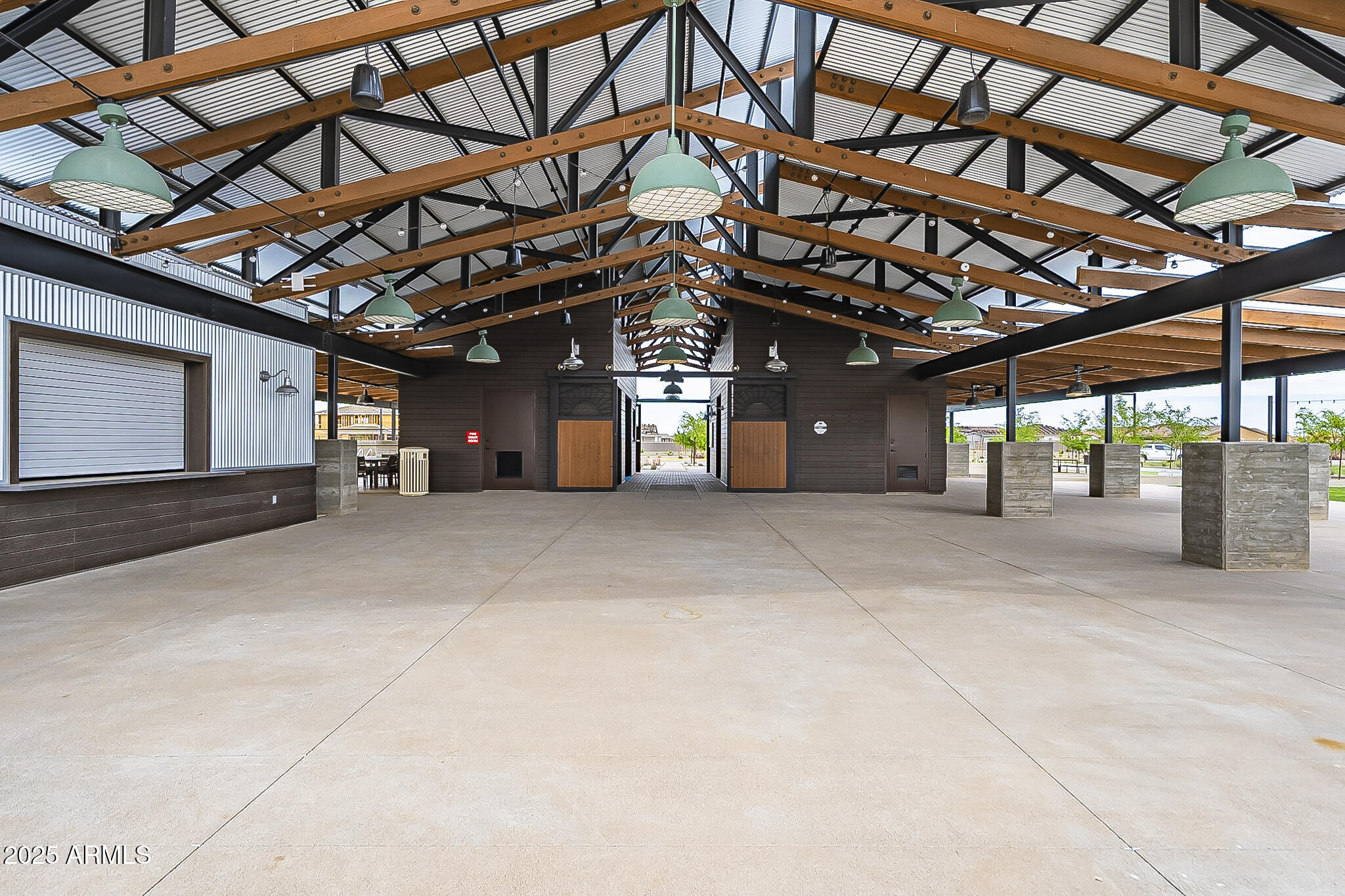 22445 East Marsh Road Queen Creek, AZ 85142 - Photo 64 of 71 a view of a big room with an empty space
