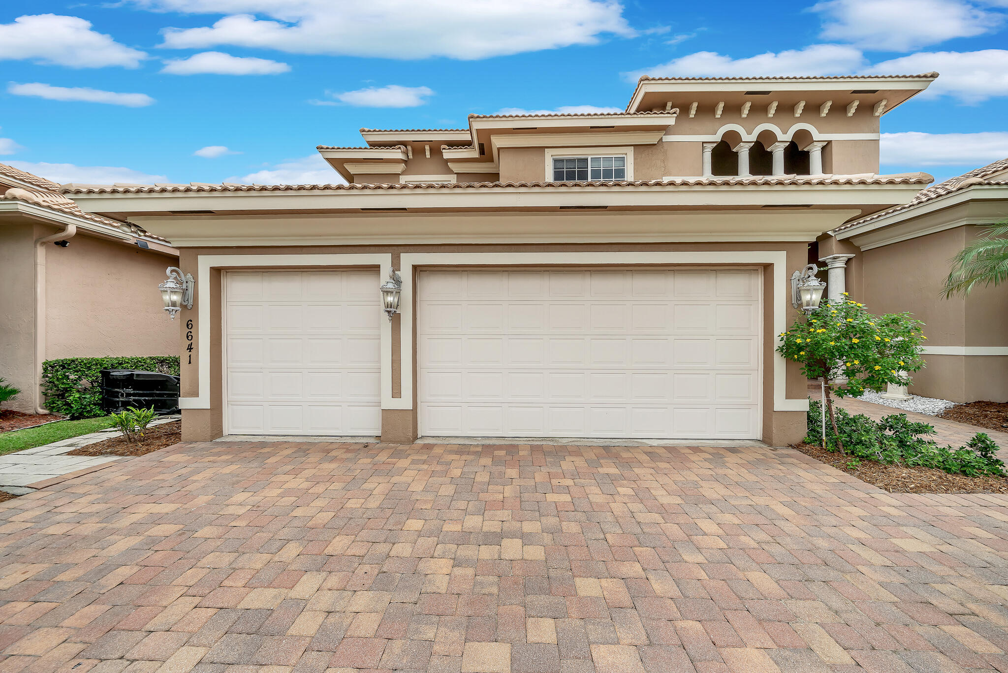 6641 Conch Court Boynton Beach, FL 33437 - Photo 55 of 61 Decorative Driveway