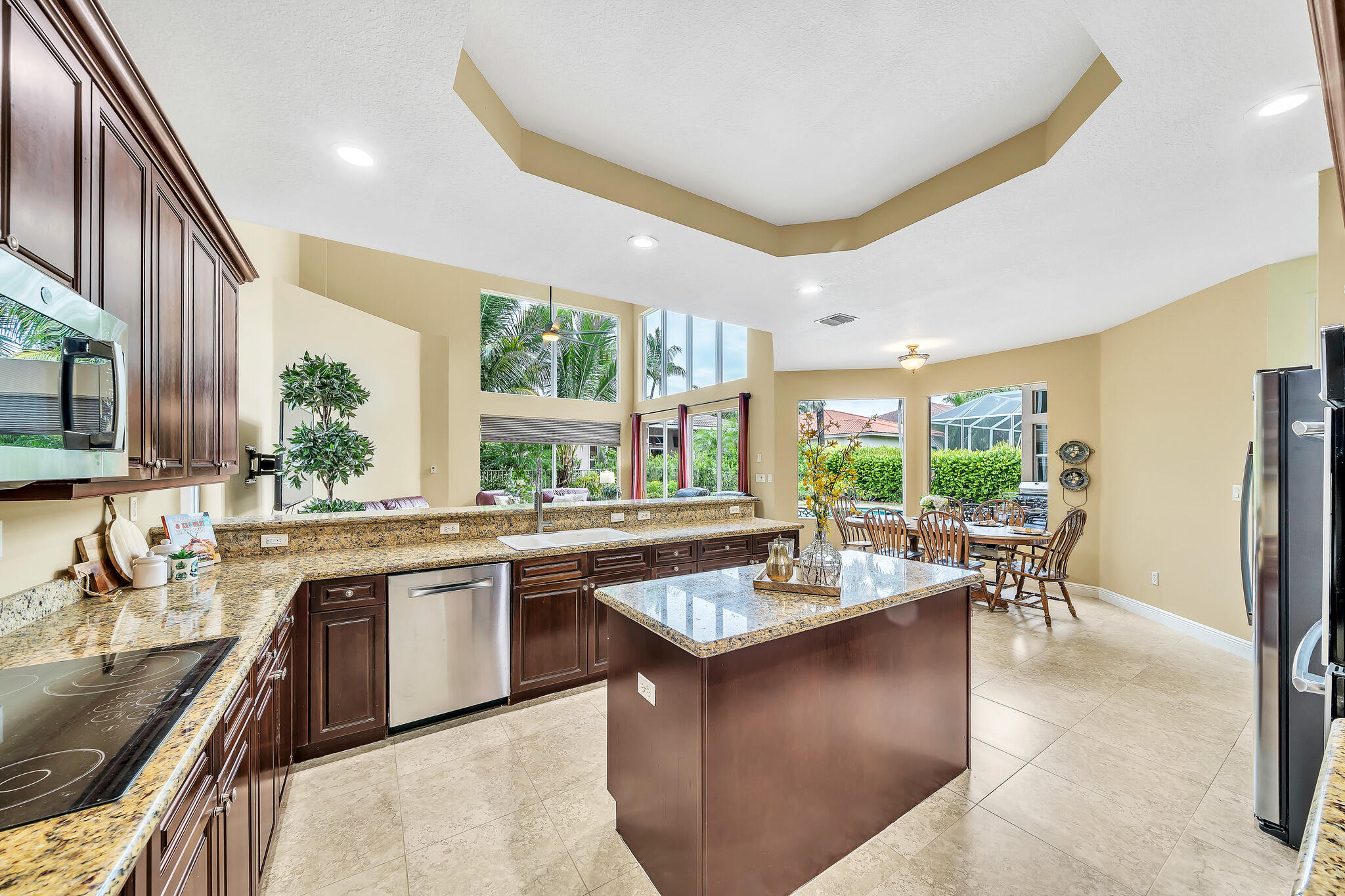 6641 Conch Court Boynton Beach, FL 33437 - Photo 10 of 61 Gourmet Kitchen