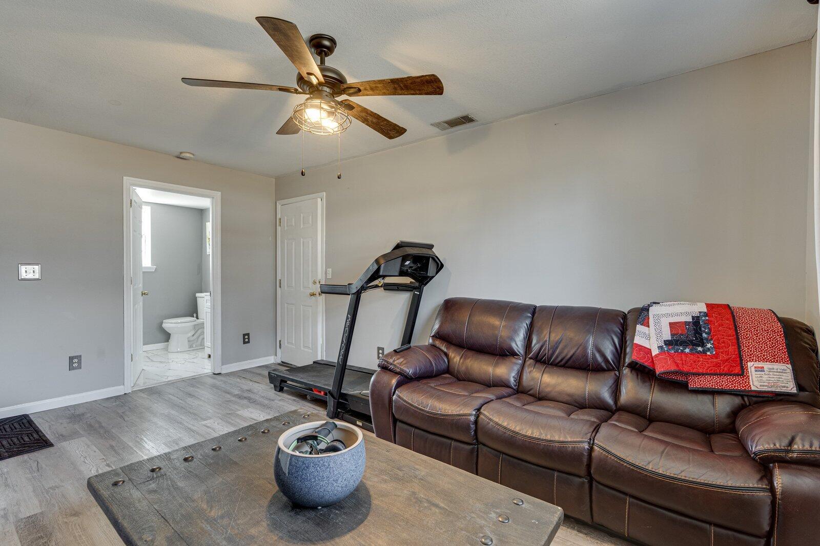 4332 Pattentown Road Ooltewah, TN 37363 - Photo 21 of 32 4332 Pattentown Rd-22