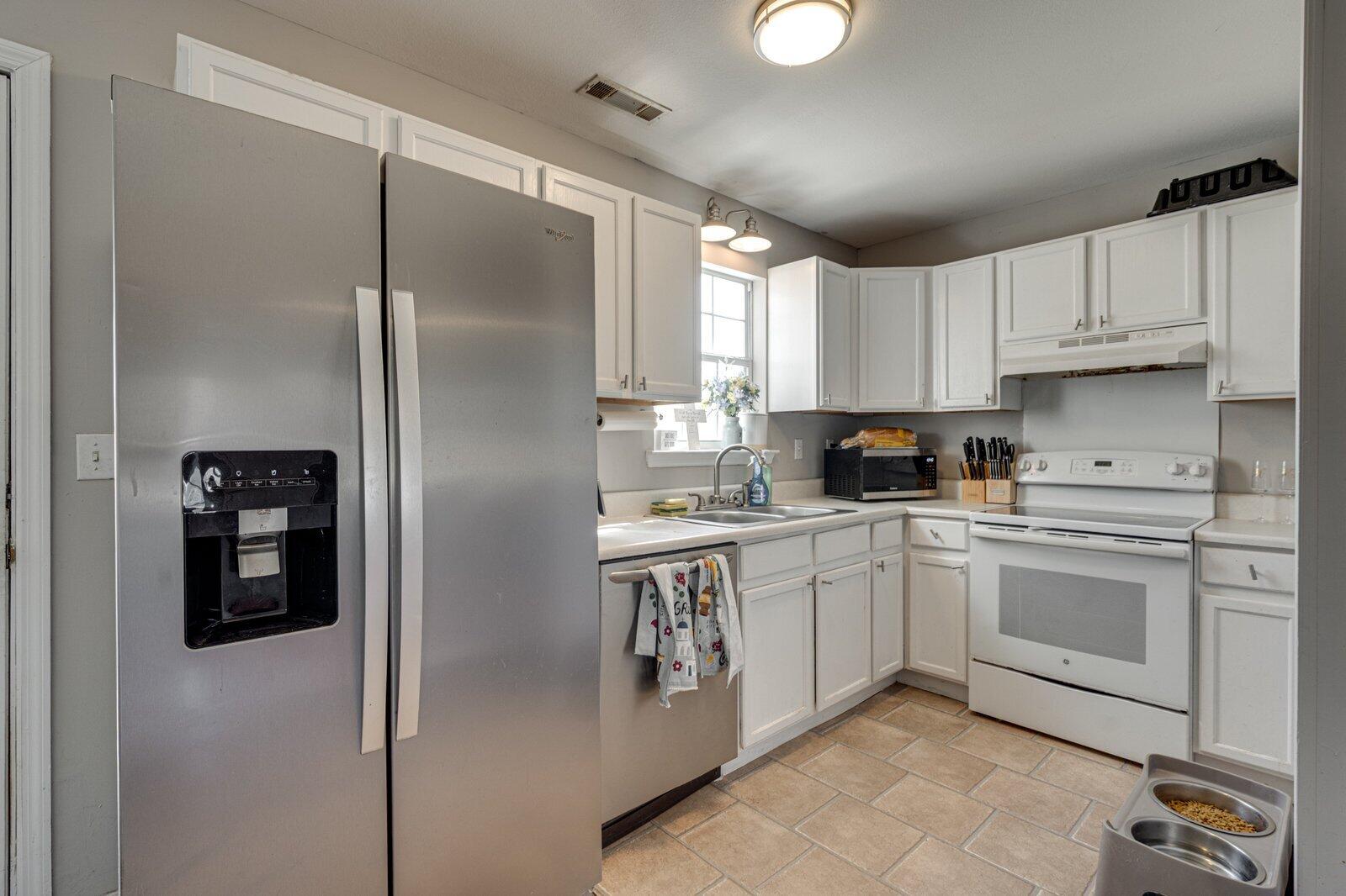 4332 Pattentown Road Ooltewah, TN 37363 - Photo 5 of 32 4332 Pattentown Rd-6