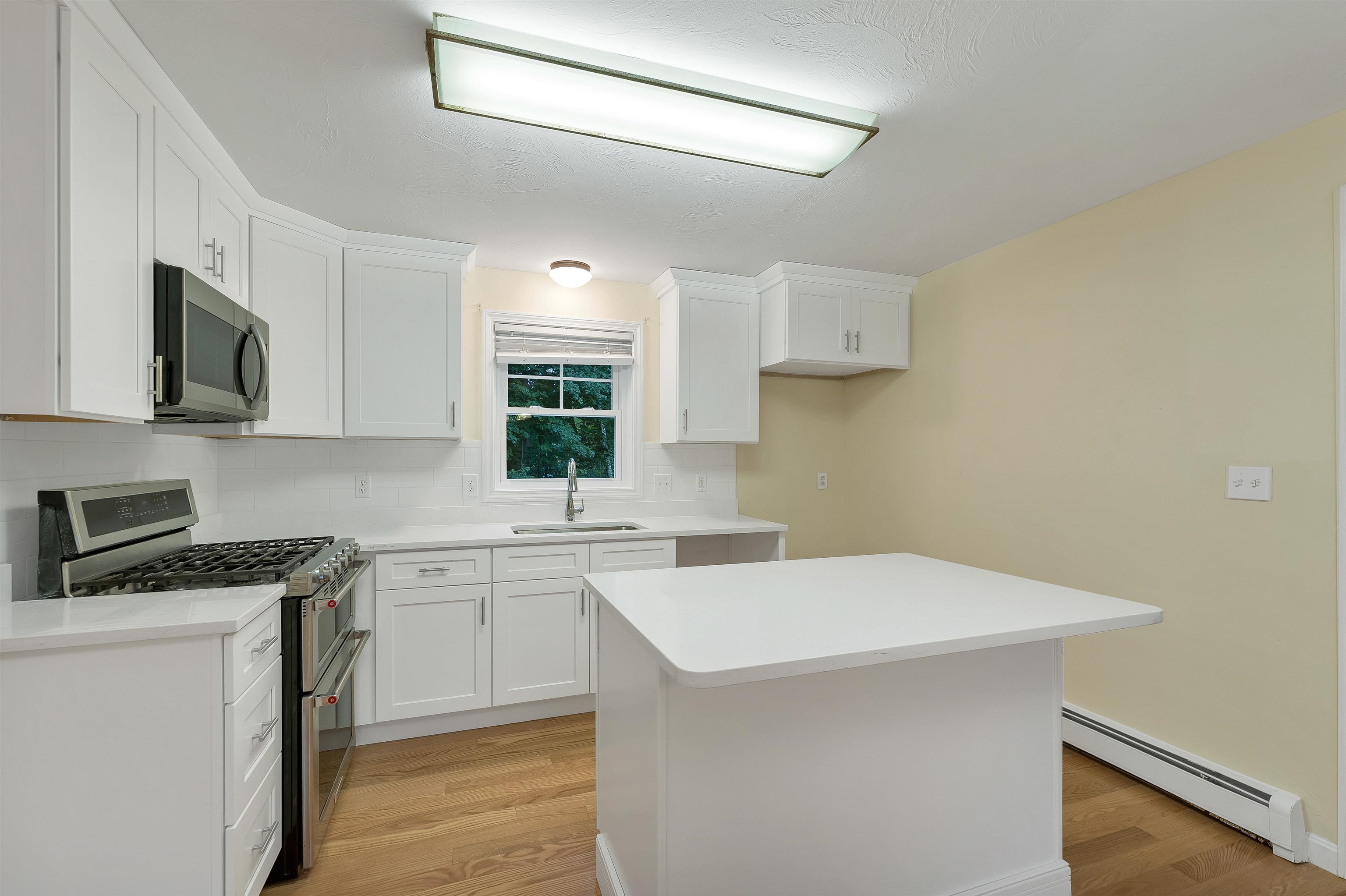 56 2nd Street Concord, NH 03301 - Photo 4 of 39 Gallery Image 4