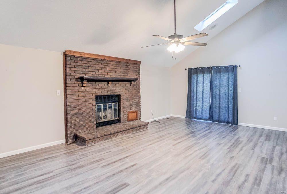 118 Echo Lane Bethalto, IL 62010 - Photo 5 of 44