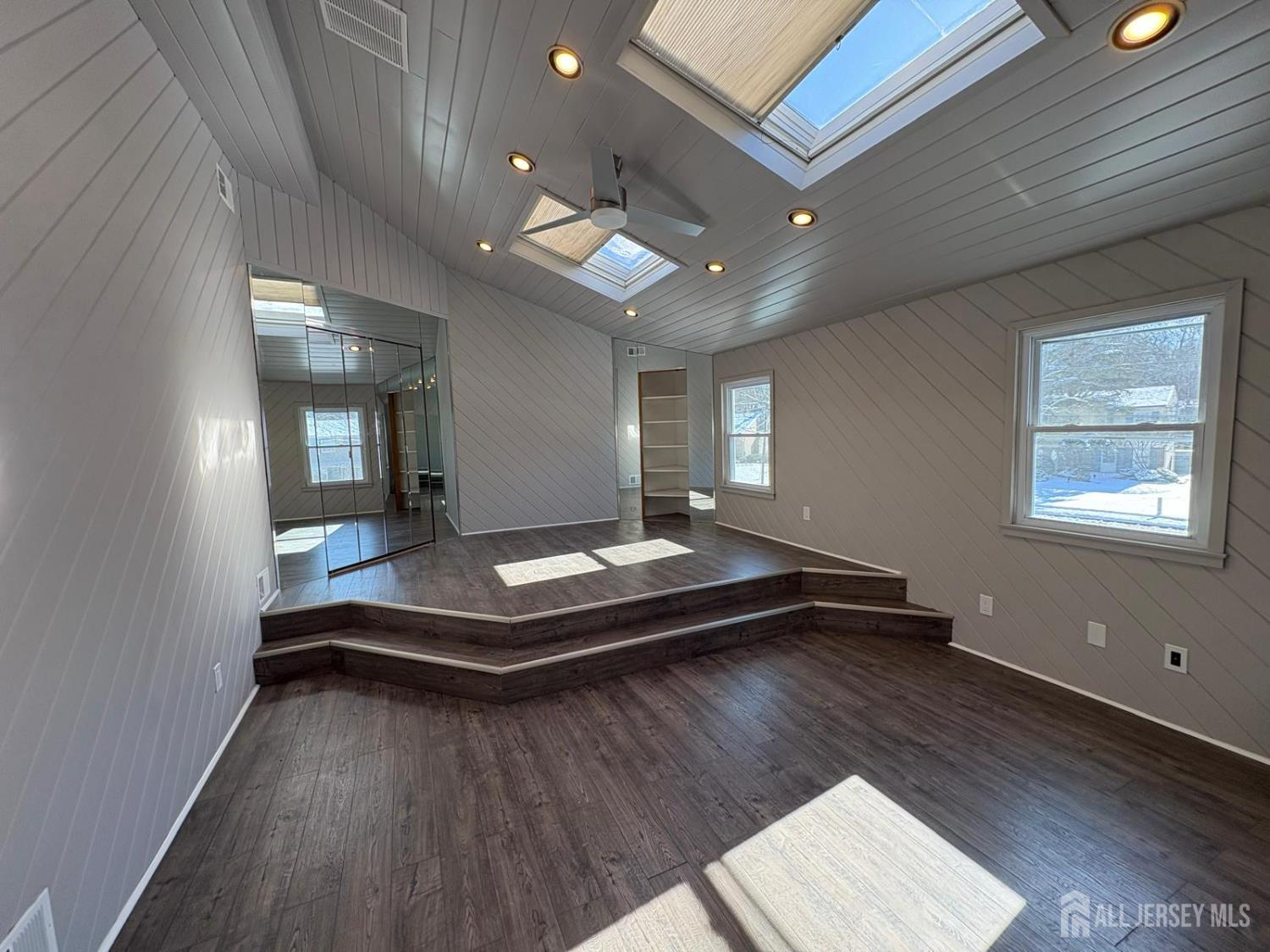 4 Canadian Woods Road Marlboro, NJ 07746 - Photo 31 of 45 a room with gym equipment