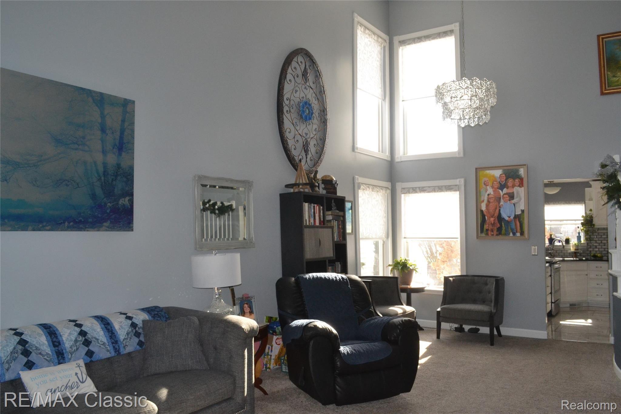 3001 East Commerce Road Commerce Township, MI 48382 - Photo 19 of 39 Great Room