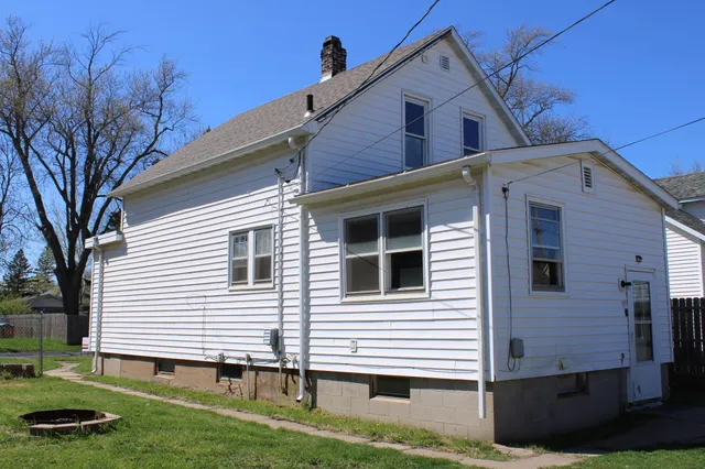 $119,000 | 2612 3rd Avenue West, Hibbing, MN 55746