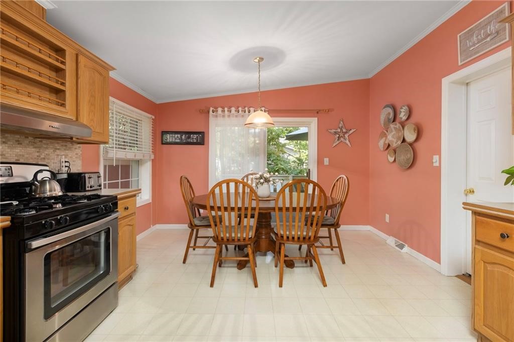 8 King Philip Road Coventry, RI 02816 - Photo 21 of 38