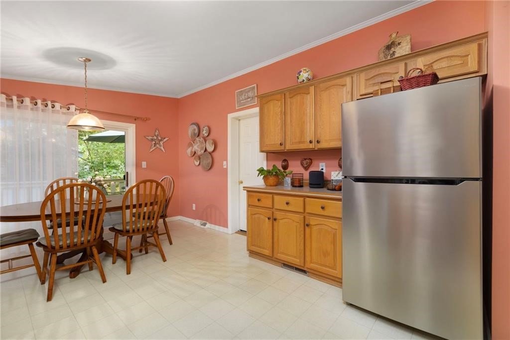 8 King Philip Road Coventry, RI 02816 - Photo 24 of 38